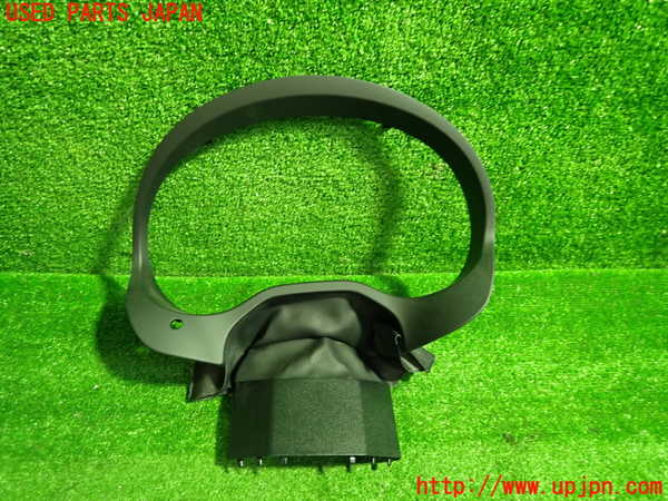 1UPJ-34157510]ベンツ CLA180 C117(117342)メーターフード 中古_m0001.jpg