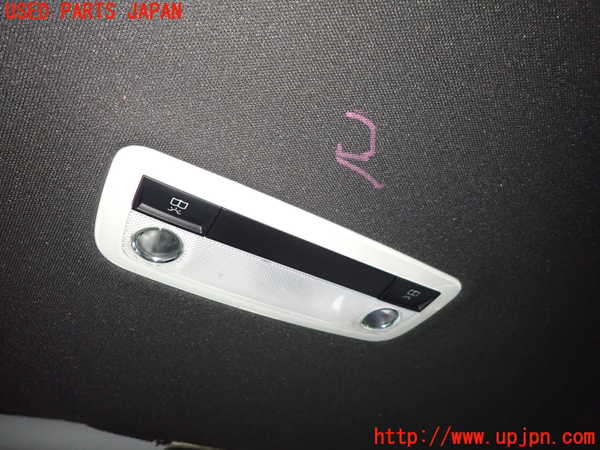 1UPJ-34156412]ベンツ CLA180 C117(117342)ルームランプ2 中古_m0001.jpg