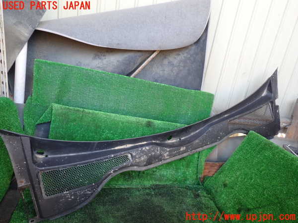 1UPJ-34161190]アウディ・TT クーペ(FVCHH)カウルトップ 中古_m0001.jpg