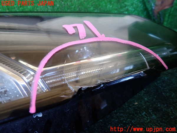 1UPJ-34161130]アウディ・TT クーペ(FVCHH)右ヘッドライト LED 中古_m0002.jpg