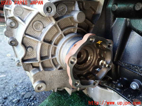 1UPJ-34163010]アウディ・TT クーペ(FVCHH)ミッション AT CHH 中古_m0003.jpg