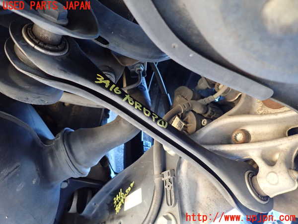 1UPJ-34165200]アウディ・TT クーペ(FVCHH)右リアロアアーム1 中古_m0001.jpg