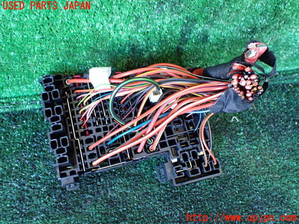 1UPJ-34166741]アウディ・TT クーペ(FVCHH)ヒューズボックス1 中古_m0002.jpg