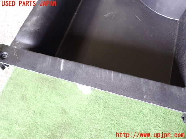 1UPJ-34177841]ハリアー(ZSU60W)小物入れ1 中古_m0003.jpg