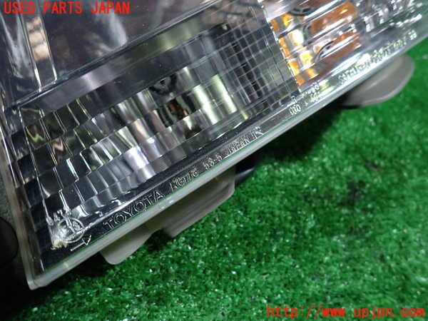 1UPJ-34181530]アルテッツァ(SXE10)右テールランプ 中古_m0002.jpg