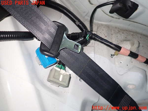 1UPJ-34187185]アルテッツァ(SXE10)左2列目シートベルト 中古_m0002.jpg