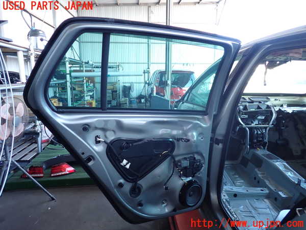 2UPJ-34191320]VW ゴルフ(AUCJZ)左後ドア 中古(43R-001108)_m0002.jpg