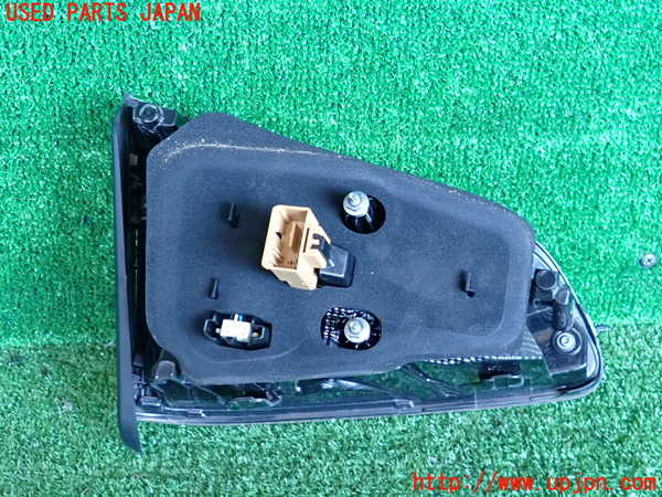 2UPJ-34191550]VW ゴルフ(AUCJZ)右リアフィニッシャー 中古_m0003.jpg