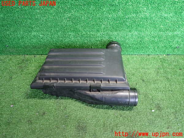 2UPJ-34192560]VW ゴルフ(AUCJZ)エアクリーナーボックス 中古_m0001.jpg