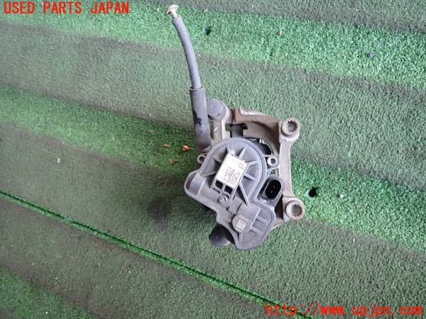 2UPJ-34194095]VW ゴルフ(AUCJZ)左リアキャリパー 中古_m0002.jpg