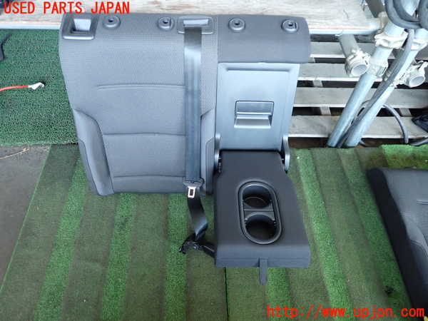 2UPJ-34197385]VW ゴルフ(AUCJZ)リアシート 中古_m0002.jpg
