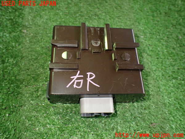 2UPJ-34206148]MR-S(ZZW30(改))コンピューター3 (ANTENNA RELAY) 中古_m0002.jpg