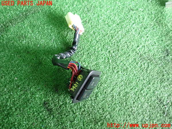 2UPJ-34216306]アルシオーネ SVX(CXD)スイッチ1(ドアミラーヒーター) 中古_m0002.jpg