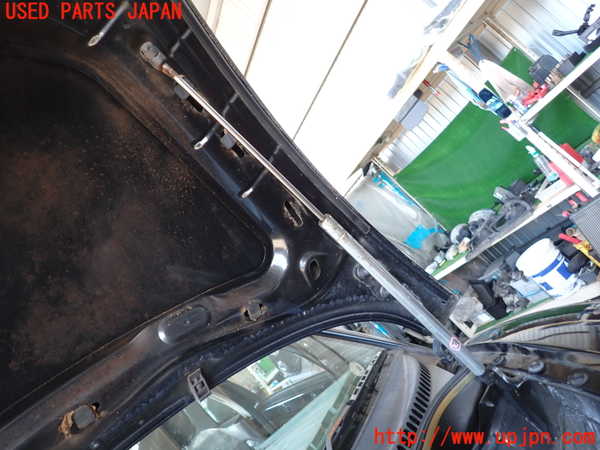 2UPJ-34221068]VW ニュービートル(9CAWU)ボンネットダンパー 中古_m0001.jpg