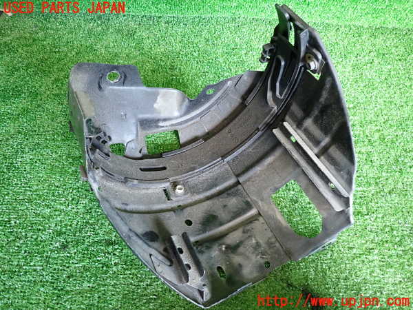 2UPJ-34221140]VW ニュービートル(9CAWU)右ヘッドライトリム 中古_m0003.jpg