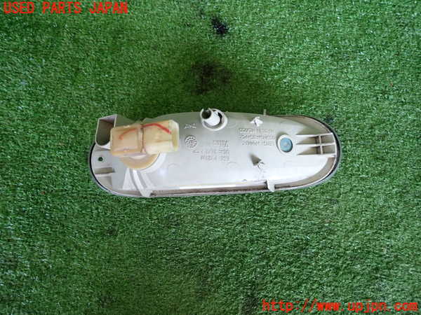 2UPJ-34221160]VW ニュービートル(9CAWU)右ウィンカーレンズ 中古_m0003.jpg