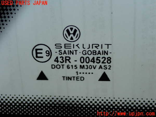 2UPJ-34221380]VW ニュービートル(9CAWU)右クォーターガラス (43R-004528) 中古_m0003.jpg