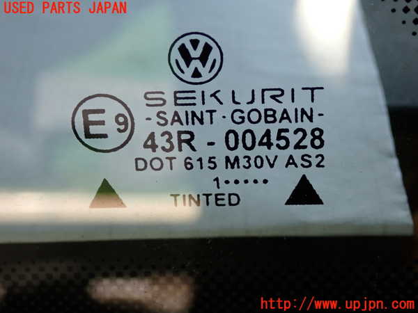 2UPJ-34221382]VW ニュービートル(9CAWU)左クォーターガラス (43R-004528) 中古_m0003.jpg