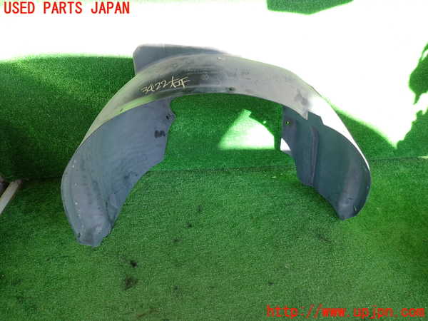 2UPJ-34221090]VW ニュービートル(9CAWU)右前フェンダーライナー 中古_m0001.jpg