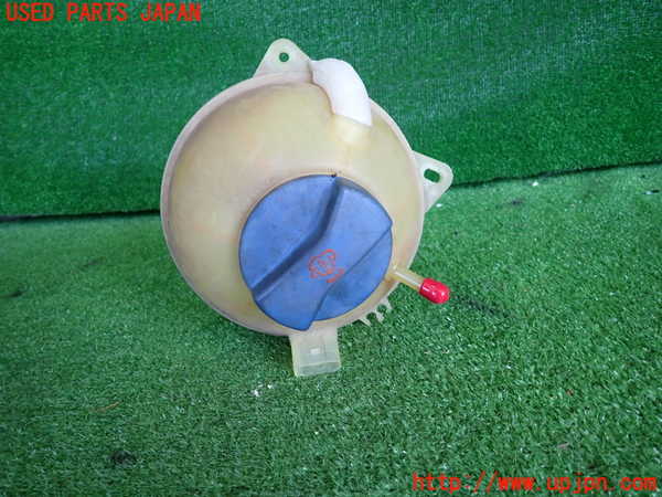 2UPJ-34222410]VW ニュービートル(9CAWU)ラジエータータンク 中古_m0001.jpg