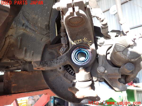 2UPJ-34224295]VW ニュービートル(9CAWU)左フロントナックルハブ 中古_m0002.jpg