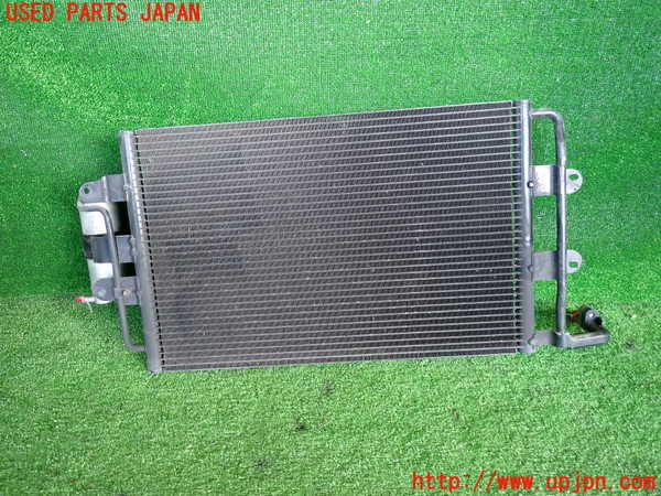 2UPJ-34226031]VW ニュービートル(9CAWU)エアコンコンデンサー1 中古_m0002.jpg