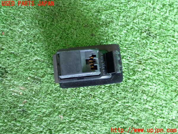 2UPJ-34226245]VW ニュービートル(9CAWU)左前パワーウィンドウスイッチ 中古_m0003.jpg