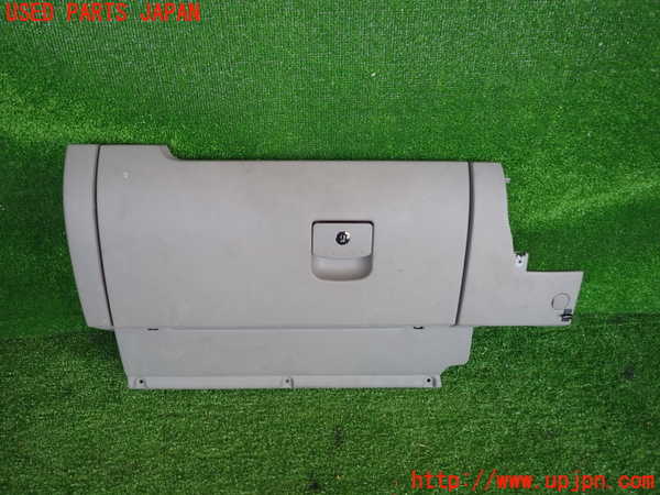 2UPJ-34227516]VW ニュービートル(9CAWU)グローブボックス1 中古_m0001.jpg
