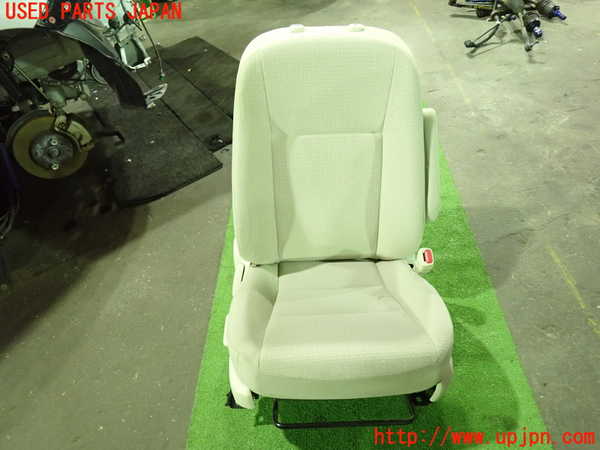 1UPJ-34237035]ポルテ(NSP141)運転席シート 中古_m0001.jpg