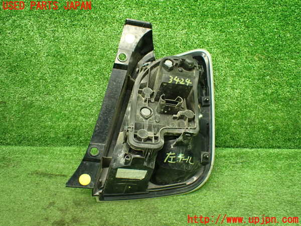 1UPJ-34241536]フィアット・500(31209)左テールランプ 中古_m0003.jpg