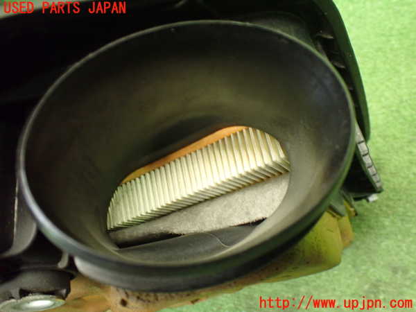 5UPJ-34242560]フィアット・500(31209)エアクリーナーボックス 中古_m0003.jpg