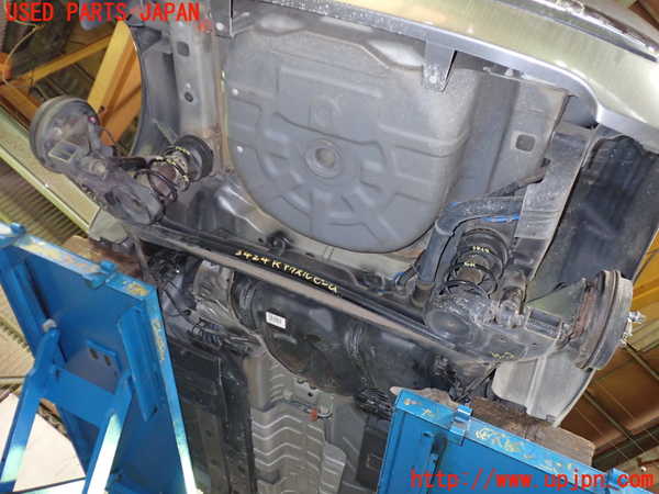 1UPJ-34245380]フィアット・500(31209)リアアクスルビーム 中古_m0001.jpg