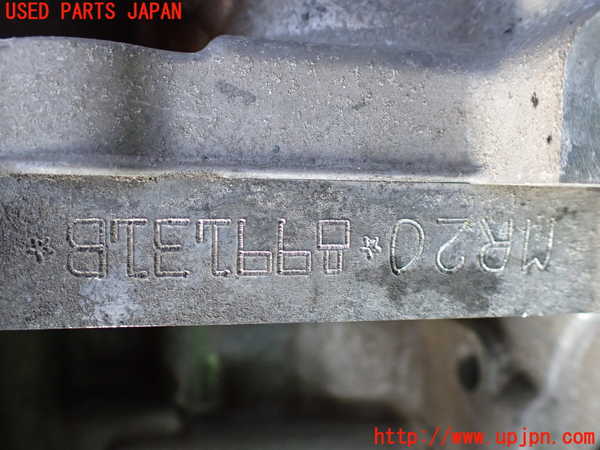 1UPJ-34252010]セレナ(GFC27)エンジン MR20DD 中古_m0004.jpg