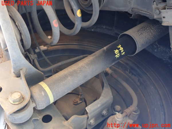 1UPJ-34255070]セレナ(GFC27)右リアショックアブソーバー 中古_m0001.jpg