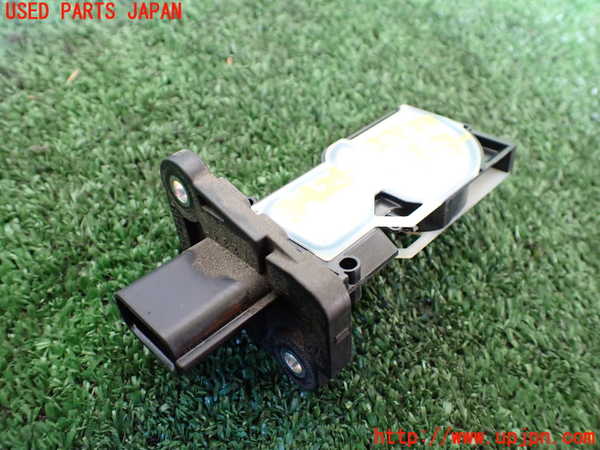 1UPJ-34256320]セレナ(GFC27)エアフロメーター 中古_m0001.jpg