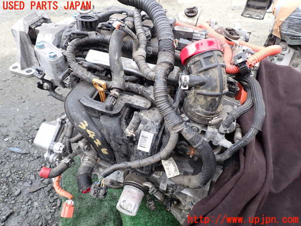 1UPJ-34262010]セレナ e-POWER(HFC27)エンジン HR12DE-EM57 中古_m0001.jpg