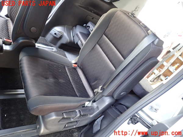 1UPJ-34267175]セレナ e-POWER(HFC27)左2列目シート 中古_m0001.jpg