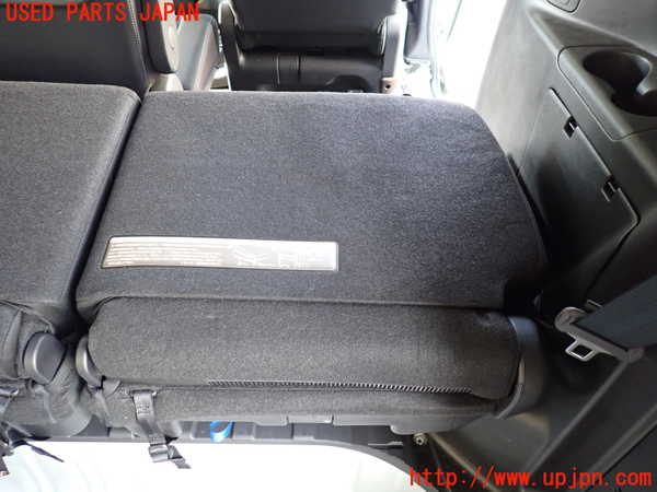 1UPJ-34267235]セレナ e-POWER(HFC27)右3列目シート 中古_m0004.jpg