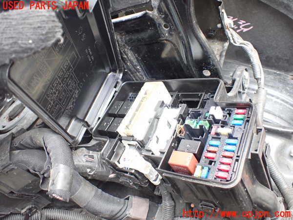 1UPJ-34276743]ヴェルファイアハイブリッド(ATH20W)ヒューズボックス3 中古_m0002.jpg