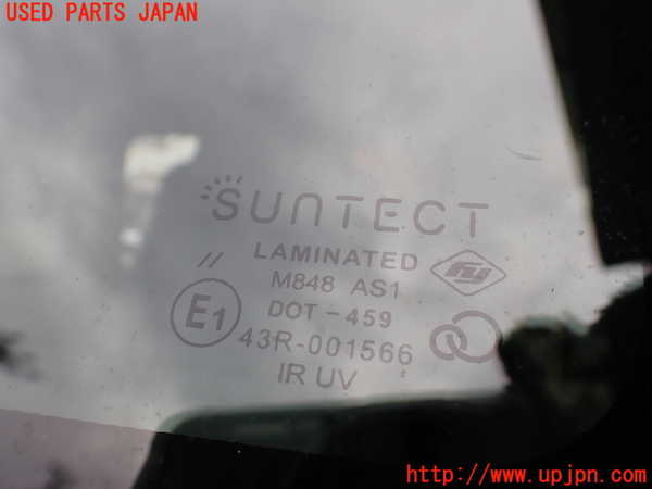 1UPJ-34281195]ジープ・ラングラー(TJ40S)フロントガラス 中古(43R-001566 M848)_m0004.jpg