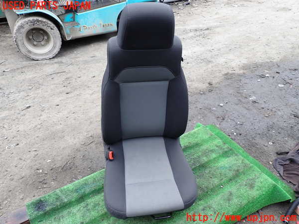 1UPJ-34287065]ジープ・ラングラー(TJ40S)助手席シート 中古_m0001.jpg