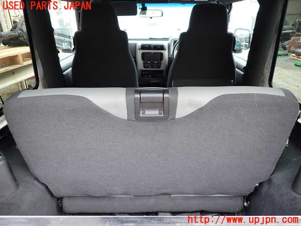 1UPJ-34287385]ジープ・ラングラー(TJ40S)リアシート 中古_m0004.jpg