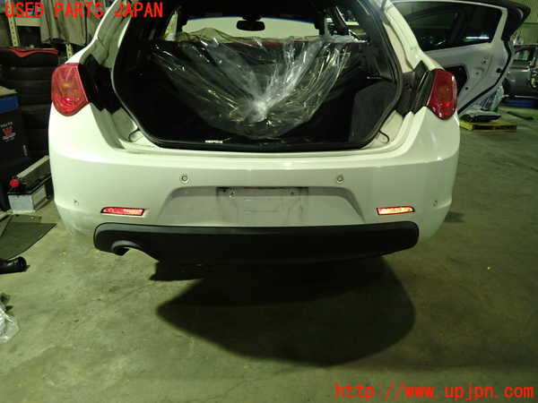 1UPJ-34291610]アルファロメオ・ジュリエッタ(940141)リアバンパー 中古_m0001.jpg