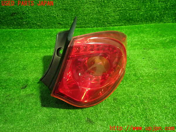 1UPJ-34291530]アルファロメオ・ジュリエッタ(940141)右テールランプ 中古_m0001.jpg