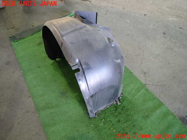 1UPJ-34291090]アルファロメオ・ジュリエッタ(940141)右前フェンダーライナー 中古_m0002.jpg
