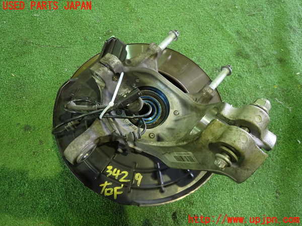 1UPJ-34294290]アルファロメオ・ジュリエッタ(940141)右フロントナックルハブ 中古_m0001.jpg