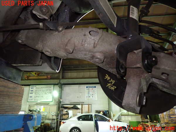 1UPJ-34294300]アルファロメオ・ジュリエッタ(940141)右リアナックルハブ 中古_m0001.jpg