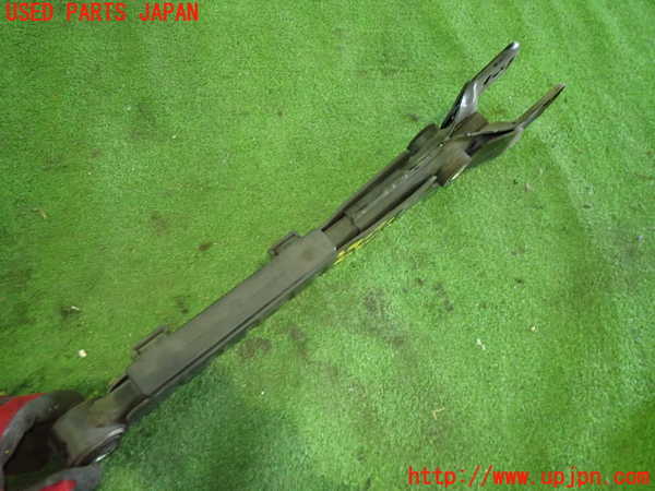 1UPJ-34295200]アルファロメオ・ジュリエッタ(940141)右リアロアアーム1 中古_m0002.jpg