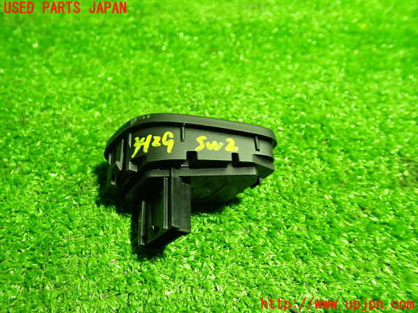 5UPJ-34296307]アルファロメオ・ジュリエッタ(940141)スイッチ2 中古_m0002.jpg