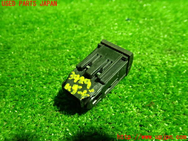 1UPJ-34296290]アルファロメオ・ジュリエッタ(940141)ハザードスイッチ 中古_m0003.jpg